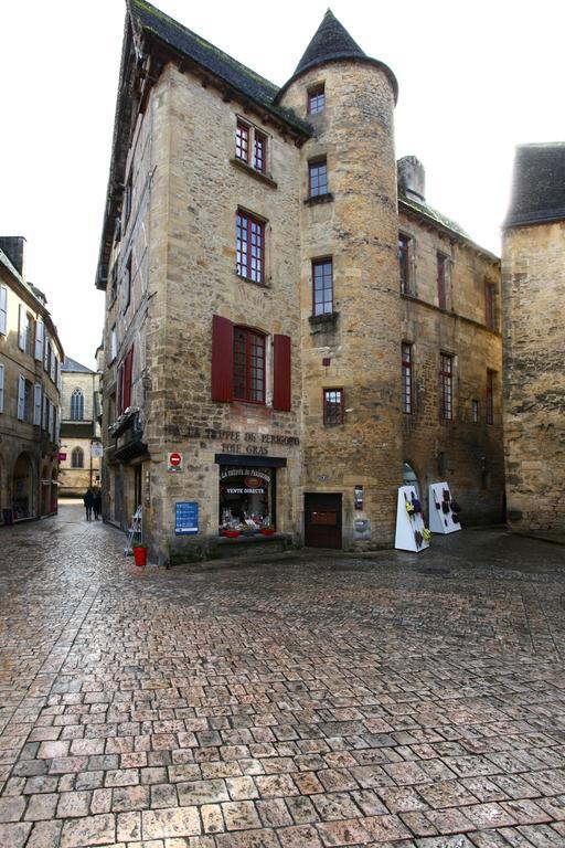 サルラ・ラ・カネダLe Royereアパートメント エクステリア 写真